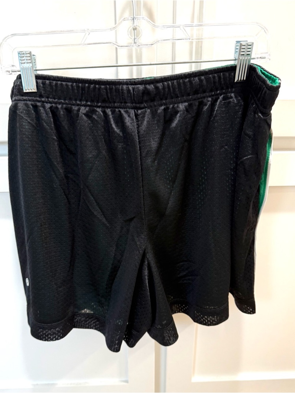 NWT-Lululemon Double-Layered Mesh Mid-Rise Shorts-5” Inseam-Womens Sz XL - Picture 8 of 12